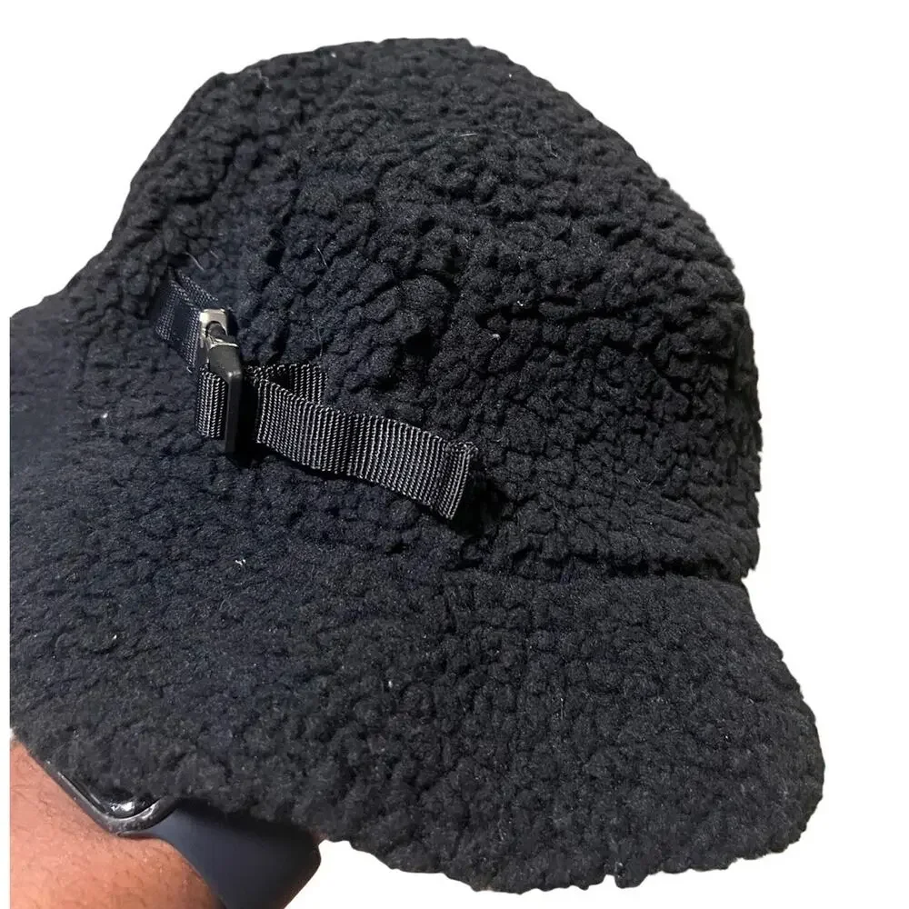 Lululemon Black Sherpa Fleece Bucket Hat with Buckle Detail S/M (0924)